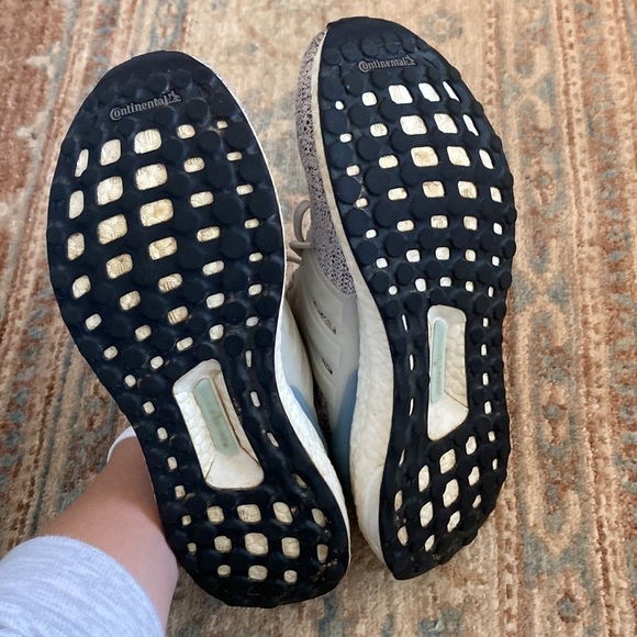 Adidas Ultraboost - Picture 11 of 11